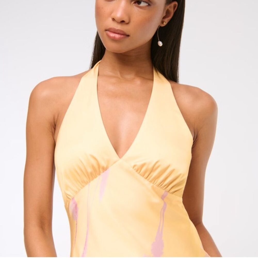 Abercrombie & Fitch Julia Slip Halter Maxi Dress - Sunny Yellow Pattern X-
Large - Picture 5 of 9
